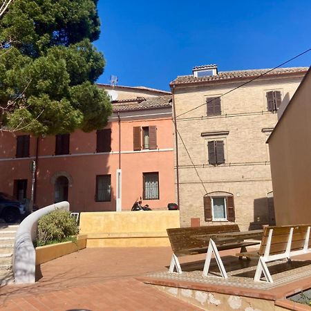 B&B Residenza Leonardo ฟัลโกนารา มาริตติมา ภายนอก รูปภาพ