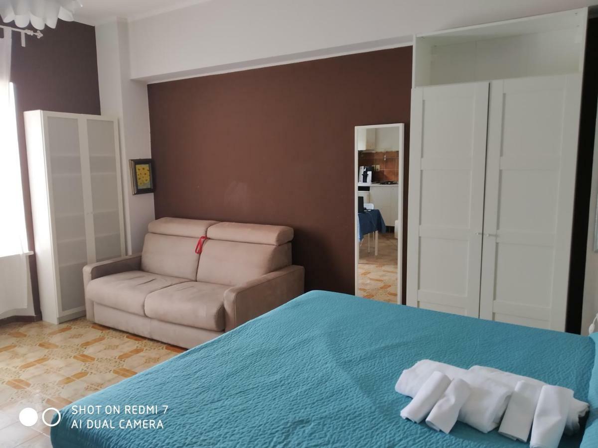 B&B Residenza Leonardo ฟัลโกนารา มาริตติมา ภายนอก รูปภาพ